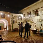 Jur Georgious Luxussátor *